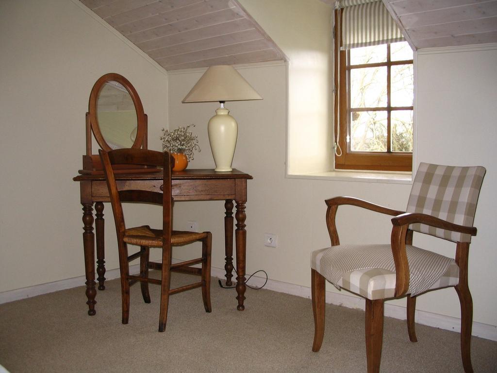 Au Chateau Juillac Room photo